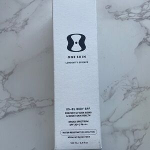 One Skin Mineral Sunscreen